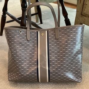 Tory Burch 11hx 15w tote bag